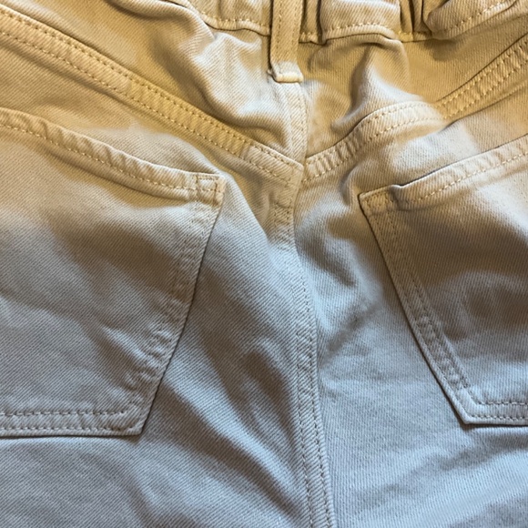 Old Navy Girl’s Tan Jean Summer Shorts - Picture 5 of 5